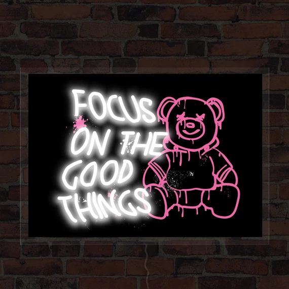 Focus - LED neon plakát