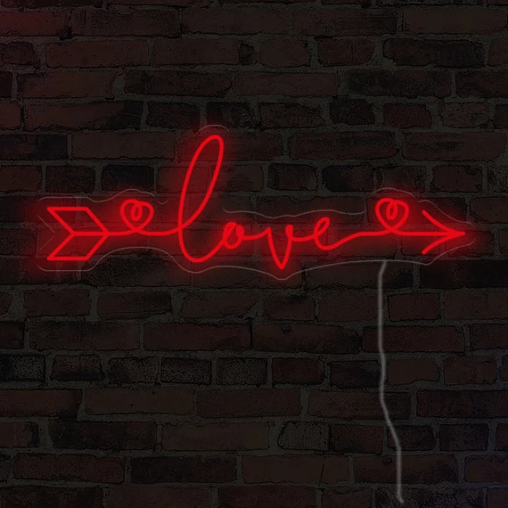 Love arrow - LED neon dekoráció